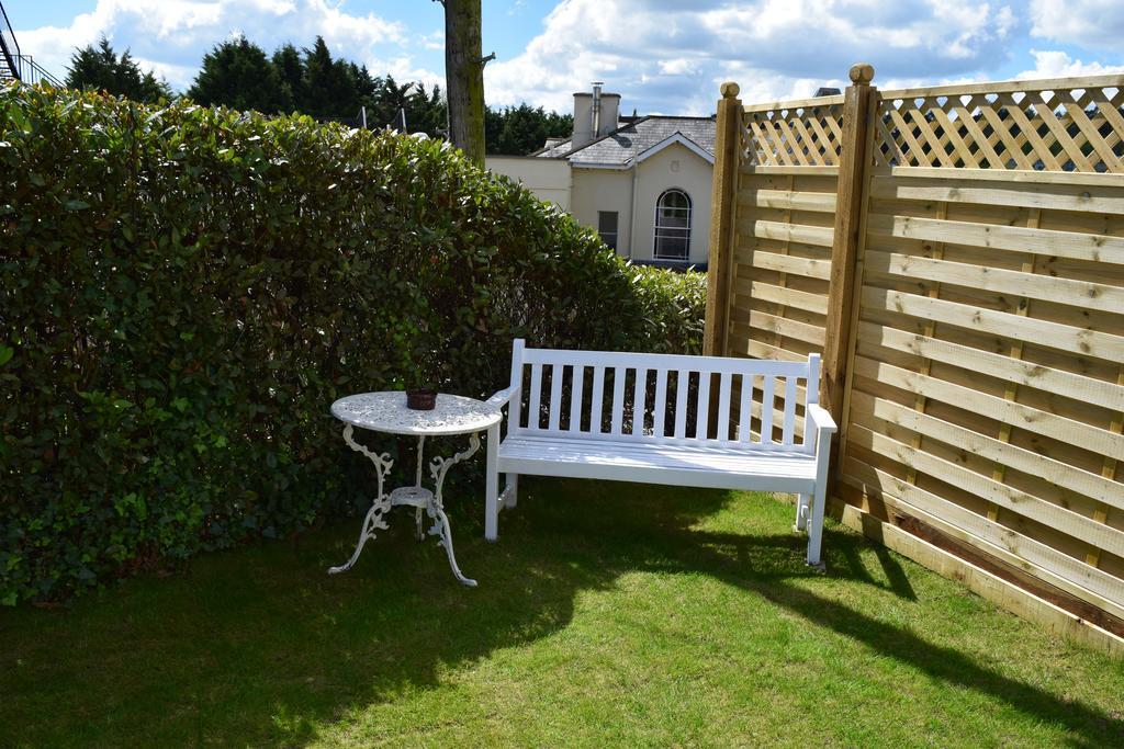 Tor Park Holiday Flatlets Torquay Exterior photo